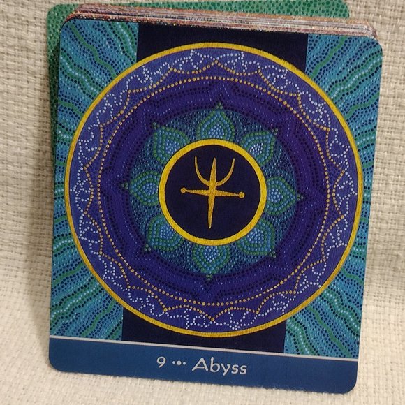 Mother Earth Mandala Oracle Pocket Cards - Picture 5 of 11